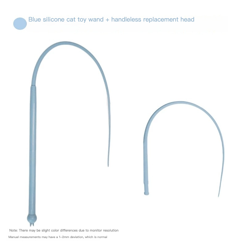 Simulation of a mouse tail for teasing cats